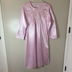 Vintage CW Classics Pink Satin Nightgown House Dress Embroidered Flowers…